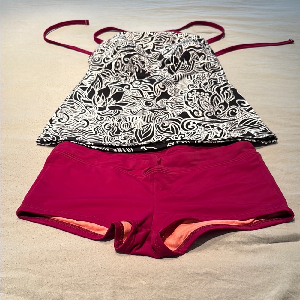 Title Nine Women’s Black and White Floral Tankini with Pink Bottoms